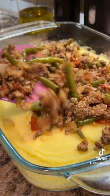 Картофельная запеканка с фаршем, овощами и сыром 🥔🥩🧀 Рецепт в описании