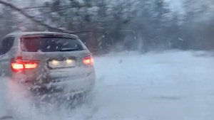 bmw x3 f25 28i xdrive little snow drift