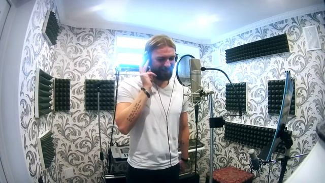 Профессиональная озвучка видео на студии звукозаписи