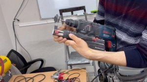 3. Перфоратор, почему именно с пылесосом?