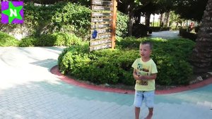 Летающий миньон распаковка игрушки запускаем Unboxing flying Minion boy run it on
