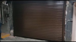 Рулонные утепленные ворота МВА с профилем AL120 на подземной парковке Храма Христа Спасителя