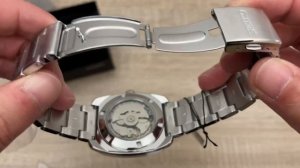 Seiko Recraft Automatic Blue Dial Stainless Steel Men’s Watch SNKP23 (Unboxing) @UnboxWatches