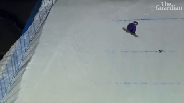 Японский сноубордист Хирото Огивара, и Итальянец Миро Табенелли. смотреть онлайн