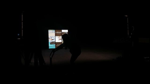 3 pcs LED poster 2.5 смотреть онлайн