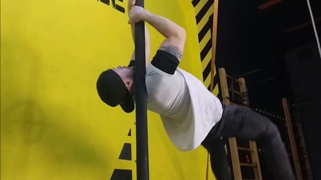 Необычный центр акробатики MONKEY GROUP | ШКОЛА И ШОУ смотреть онлайн