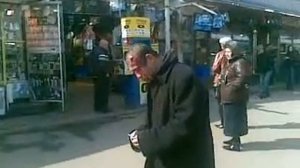 Фанату Спартака, фанаты цска разбили голову в драке.