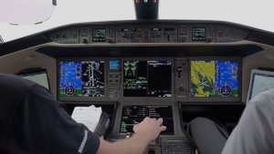 The Bombardier Global 7500 Needs Hardly Any Runway to Take Off (Cockpit View) – AINtv Express