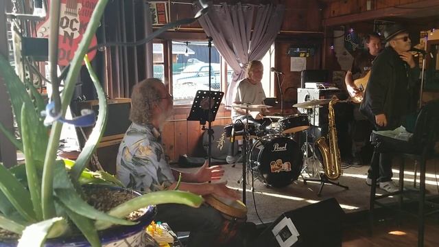 2023 04 23 01 Henfling's Blues is My Business смотреть онлайн