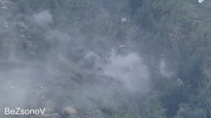 Артиллерия батальона Спарта равняет позиции ВСУ в районе Пески, лето 2022