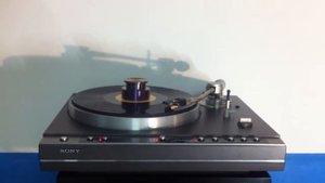 Sony PS-X70
