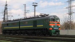 Электровоз ВЛ8-225, станция Днепропетровск-Грузовой