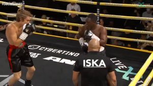 Vinnie Hacker fight
