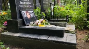 Это случилось !! На могиле Раднэра Муратова установили шикарный памятник !!!  Июнь 2024