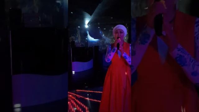 Роман. Окуджава. Я люблю петь и не только в караоке.