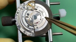 ROLEX 3135 movement Genuine vs Fake