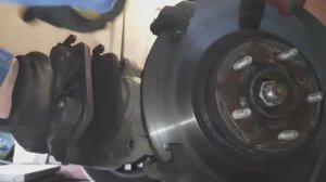 Замена тормозных колодок Ford Kuga 2