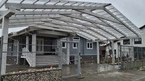 Завершение строительства навеса.