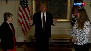 Часы и начало программы Вести (Россия 1 (+4), 25.08.2020)