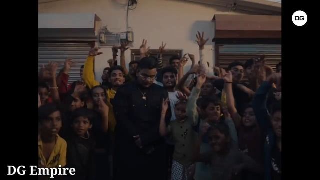 KYA BOLTI PUBLIC - EMIWAY BANTAI X YOUNG GALIB || POSTER RELEASED || DG Empire смотреть онлайн