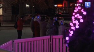 На площади Нахимова зажгли главную ёлку Севастополя