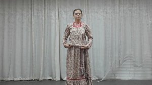 Народная песня Алтайского края "Размолоденький мальчишка",  русская народная песня "Я по жердочке"