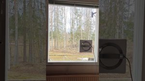 Window cleaning robot Ecovacs Winbot W2 Omni doing its job - Long video, entire window cleaned