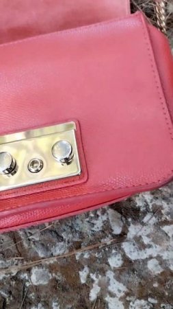 I BOUGHT A ORIGINAL USED FURLA BAG IN UKAY UKAY FOR MY WIFE #bags #vintagestyle #ukayukay #fashion