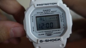 Unboxing - Casio G-Shock DW-5600MW-7