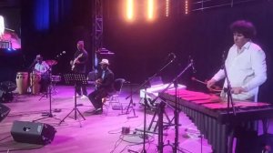 Кубинские ритмы и необычные аранжировки с вибрафоном. Cuba Vibes.