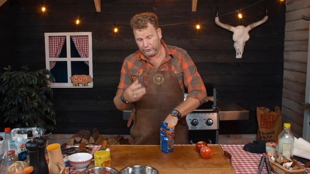 Op cederhout gerookt BUIKSPEK met gevulde appel | Broil King BBQ recepten