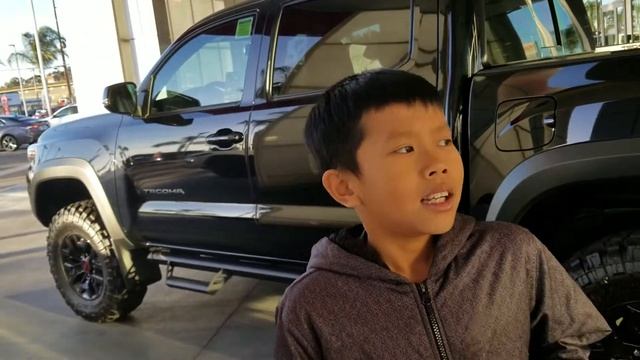 Book # 207 - Part 1 - How to Start and Run Your Own Business the Right Way (Book Review by Kameron смотреть онлайн