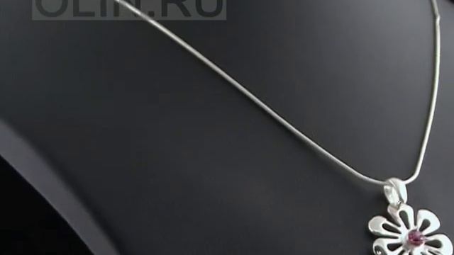 Колье из серебра со стразами