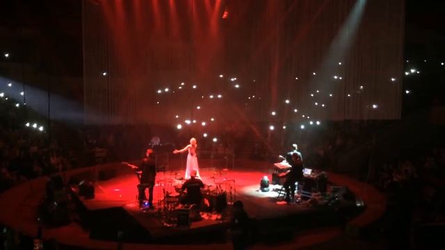 Полина Гагарина (2)