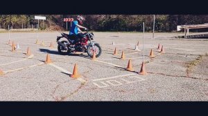 как проехать восьмерку на мотоцикле RegulMoto осторожно ученик за рулем 😬😎
