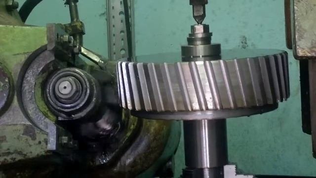 Зубофрезерный станок