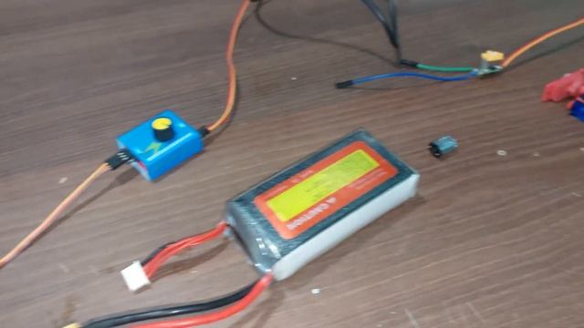 How to Control L298N Motor Controller With RC Transmitter WITHOUTH Arduino. смотреть онлайн