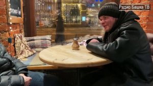 РадиоБашка КИПИШЬ на МЕНДЕЛЕ | Подписчики КОРМЯТ | Бомж ТВ