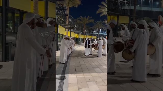 Traditional Arabic music & dance #shorts #dubai #youtubeshorts смотреть онлайн