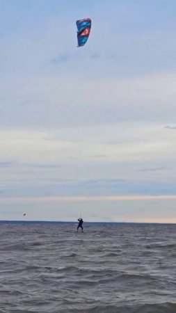 эт сегодня было, песня класс да? #kitesurfing