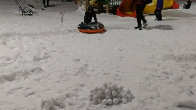 как правильно кататься на ватрушке смотреть онлайн