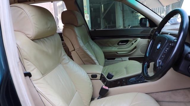 ไม่ต้องรีบ สภาพนี้ราคานี้มีแค่คันเดียว Bmw Series7 E38 730il รถสองมือ สีเดิมโรงงาน смотреть онлайн