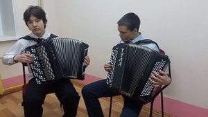 Песня . А.Холминов