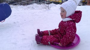 Первые катания с горки в 2025 году