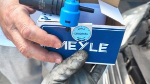 Замена мотора омывателя mercedes a class w169 #mercedes