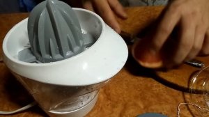 Купил на Озон Соковыжималка.