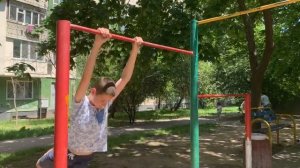 Как сделать 360 вперед на турнике