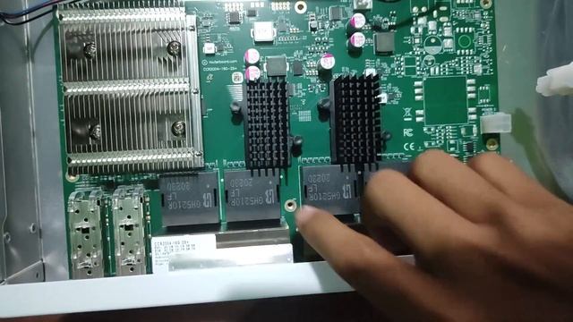 [ Bongkar ] Cloud Core Router CCR2004-1G-12S+2XS