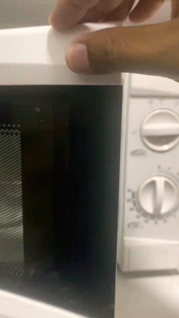 Threw PRASUMA chocolaty Bun in Microwave 😅🤦♂️🥟🍞#shorts #shortvideo #viral #youtubeshorts #food
