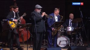 Американский джазовый трубач Рэнди Брекер выступил в Московском доме музыке